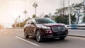 冒险家国产试驾视频播放