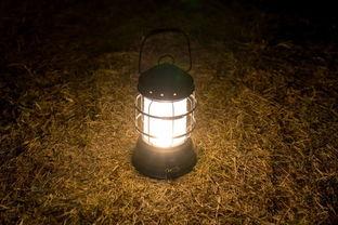 国产露营灯提灯安装视频,轻松掌握户外照明技巧